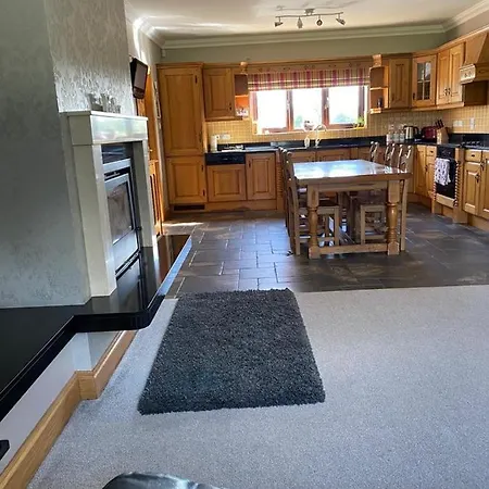 Gallagh Self Catering H18r252 Eircode