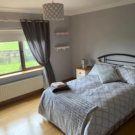 Проживание в семье Gallagh Self Catering H18r252 Eircode *