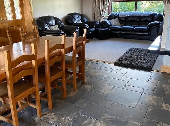 Gallagh Self Catering H18r252 Eircode 모니건