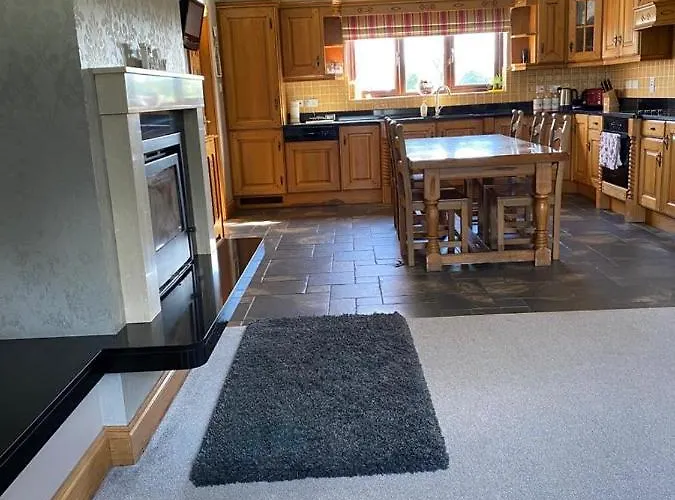 Gallagh Self Catering H18r252 Eircode